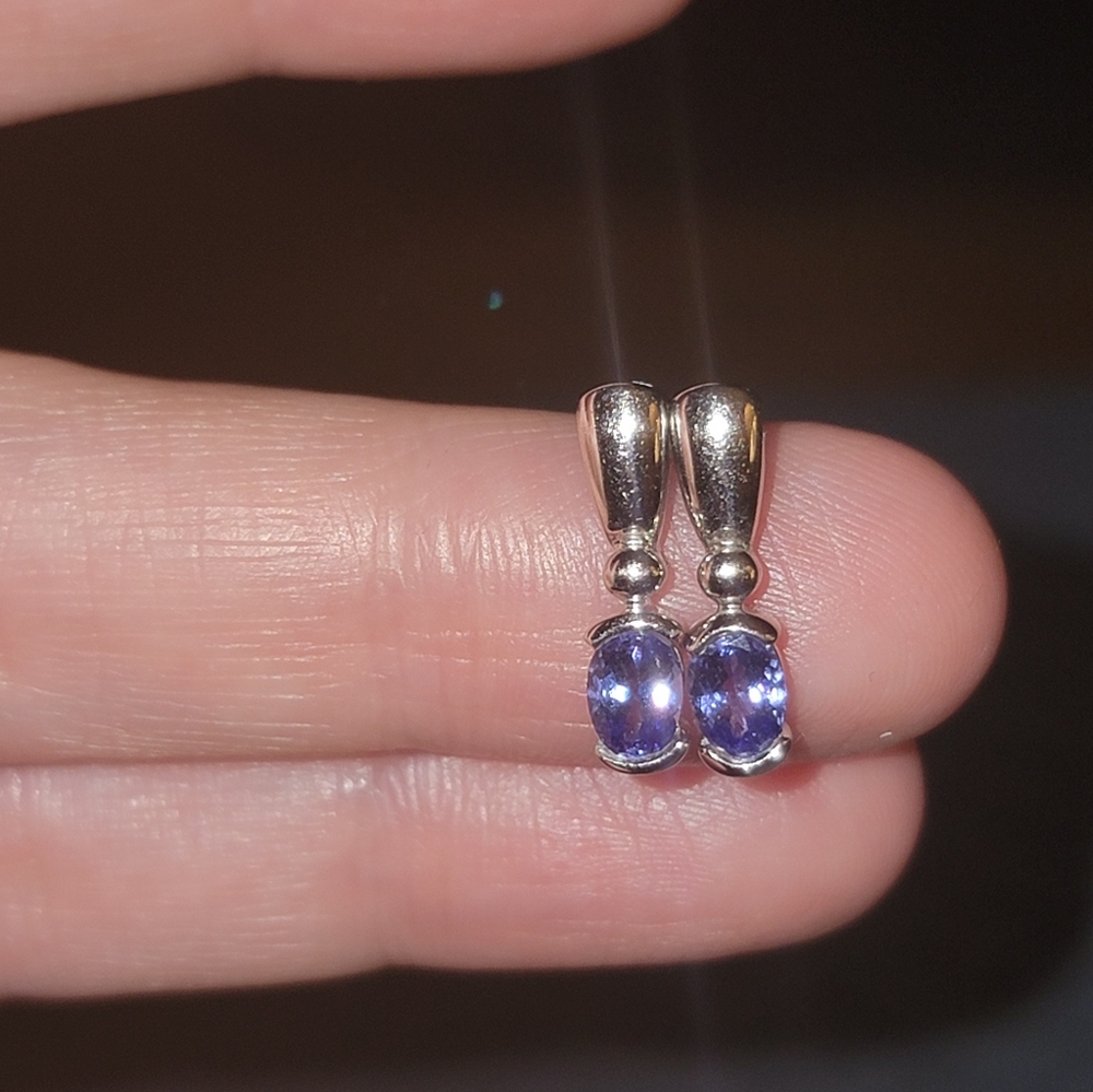 14KT White Gold NATURAL Tanzanite Earrings